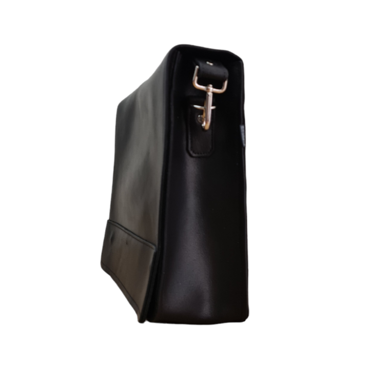 Soft Tannery Leather Messenger - Black