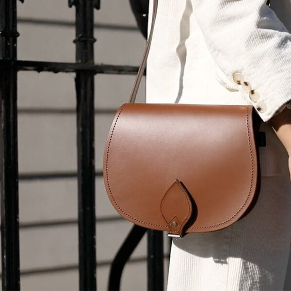 Should your bag match your shoes? - WHAT EVERY WOMAN NEEDS
