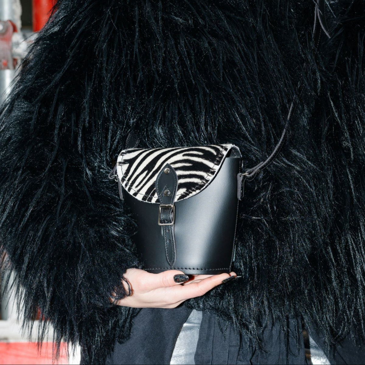 Zebra_barrel_small_model_1200x