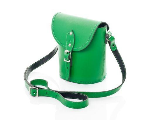 Handmade Leather Barrel Bag - Green